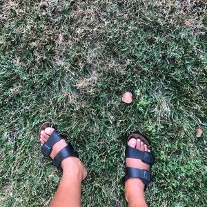 birkenstock arizona sandal! make offers